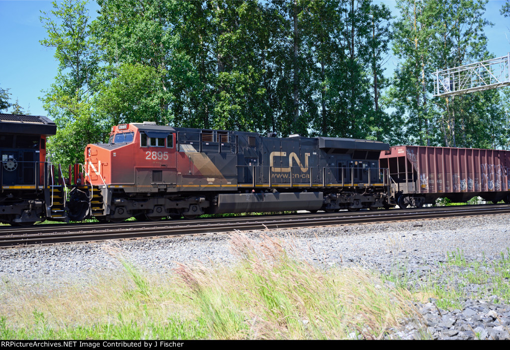 CN 2895